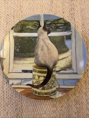 Decorative Vintage Cat Plate